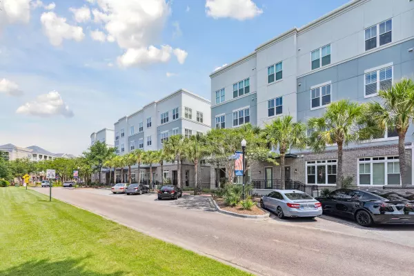 200 River Landing Dr #A104, Charleston, SC 29492