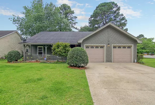 1311 Winterberry Ave, Goose Creek, SC 29445