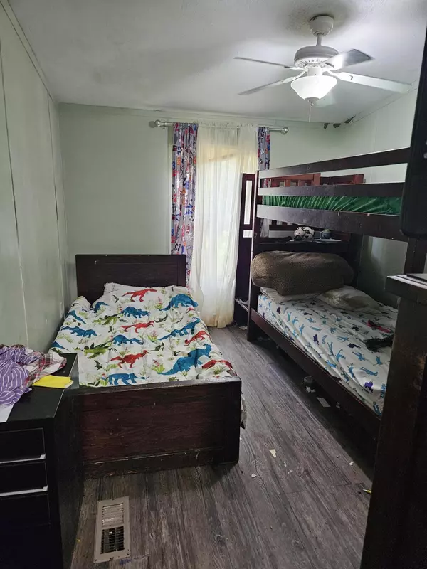 Bonneau, SC 29431,148 Albacore Rd