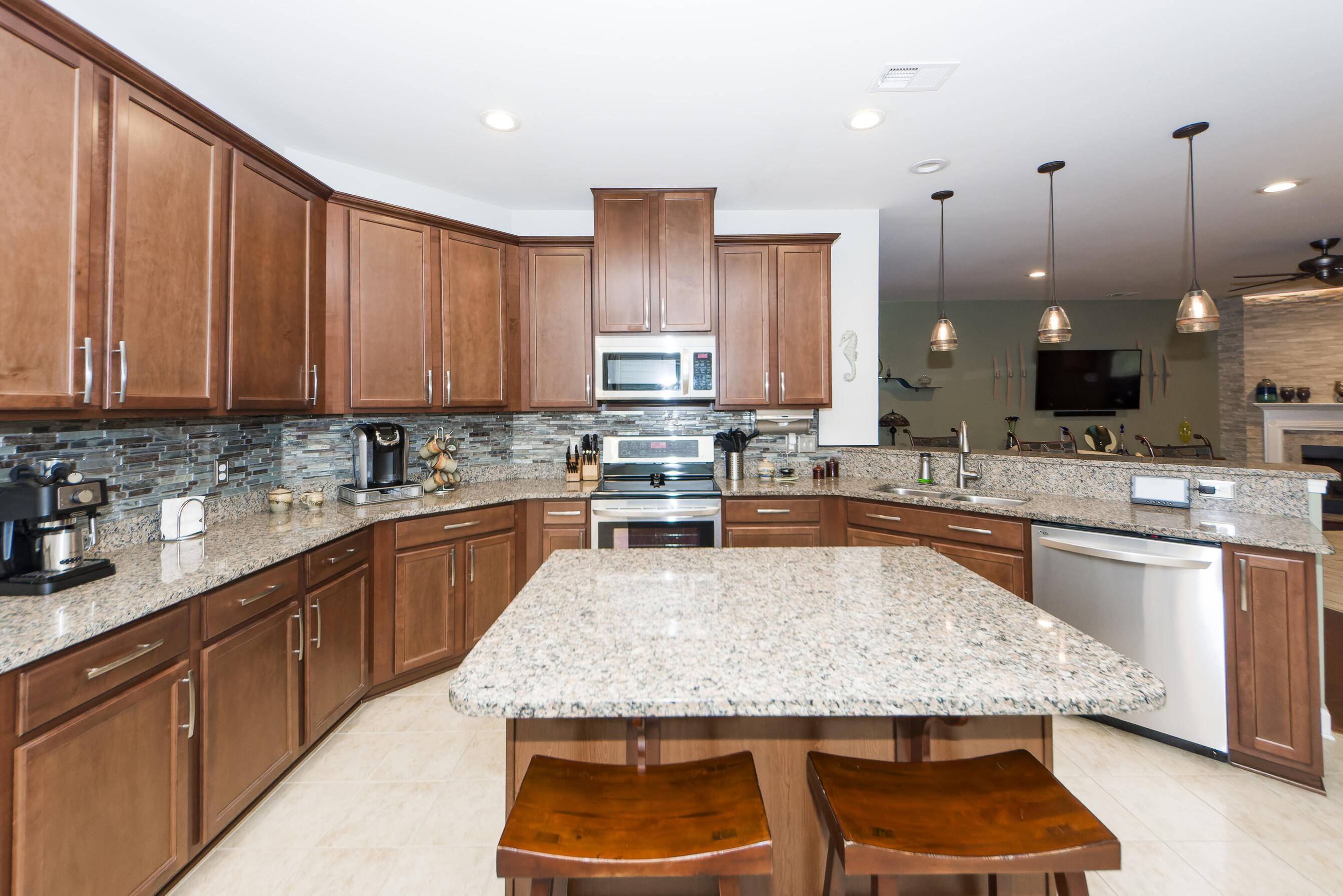 Summerville, SC 29483,185 Berwick Dr