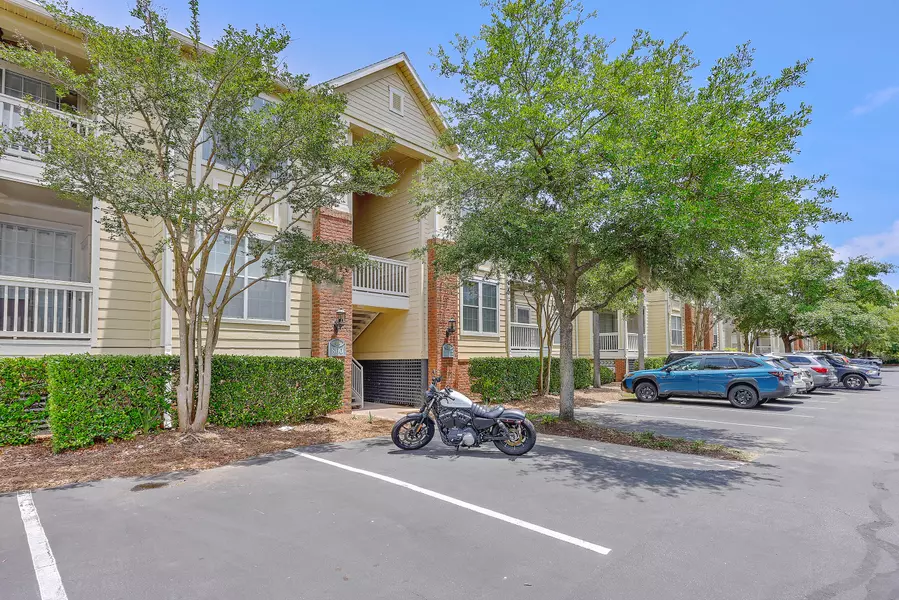 1600 Long Grove Dr #821, Mount Pleasant, SC 29464