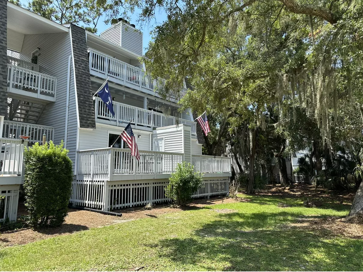 Edisto Island, SC 29438,253 Sea Cloud Cir