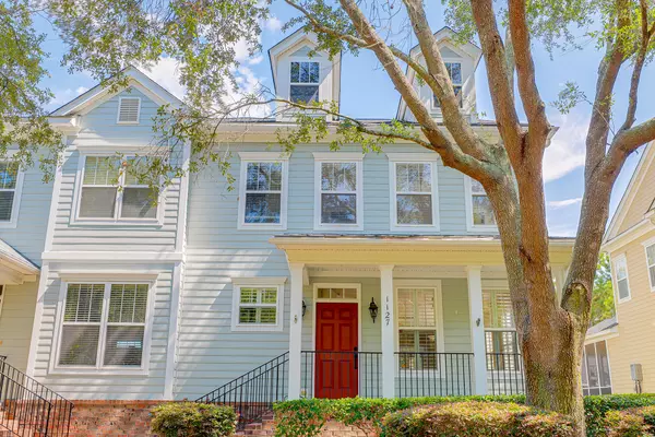 1127 Thrower St, Charleston, SC 29492