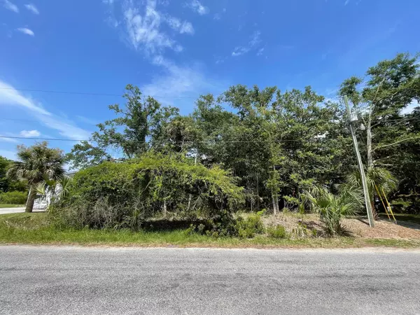 Edisto Beach, SC 29438,1419 Dorothy St