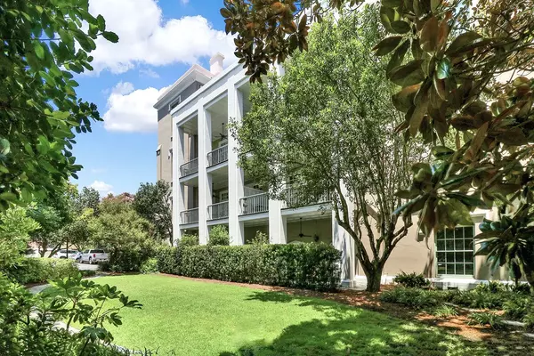 67 Legare St #307, Charleston, SC 29401