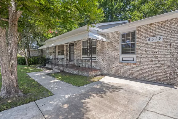5314 Dorchester Rd, North Charleston, SC 29418
