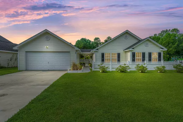 Summerville, SC 29483,126 Moon Dance Ln