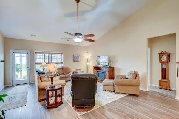 North Charleston, SC 29406,2245 Tall Fern Ct