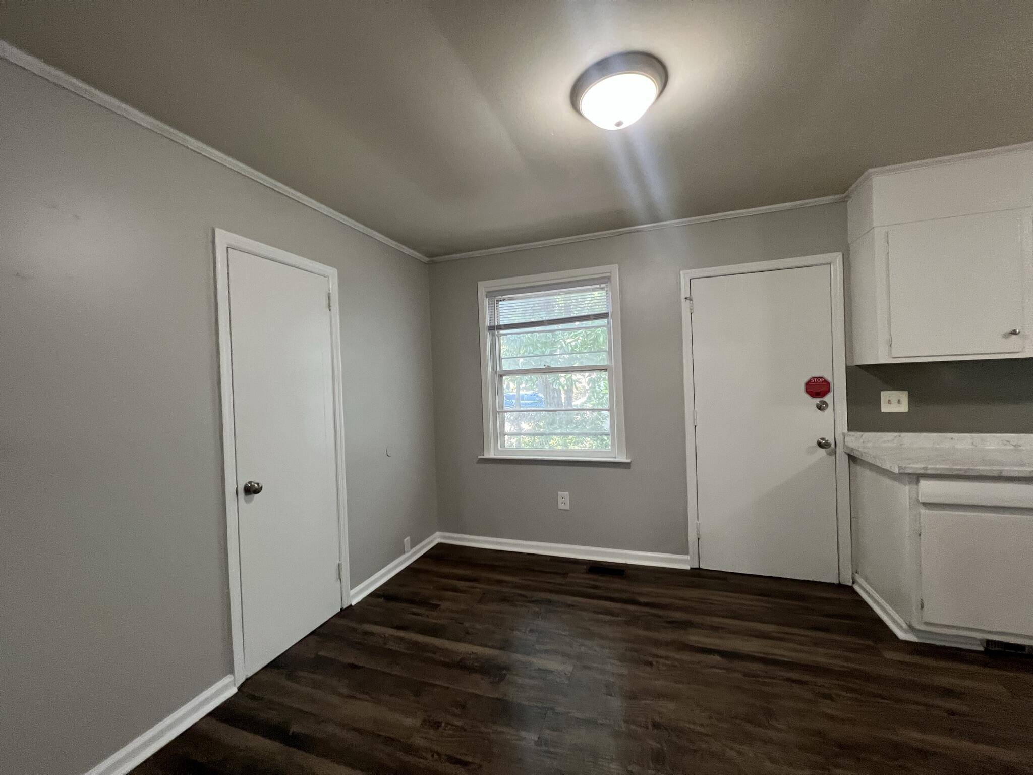 North Charleston, SC 29405,2751 Louise Dr