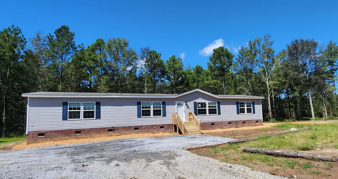 340 Dike Rd, Bonneau, SC 29431