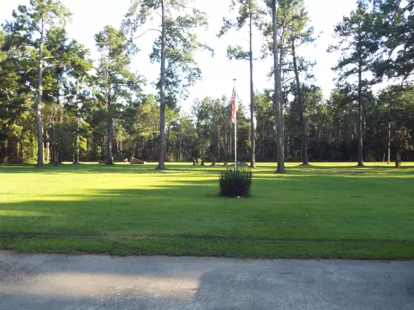 Harleyville, SC 29448,1065 1st Bend Rd