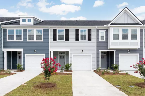 555 Trotters Ln #226, Moncks Corner, SC 29461