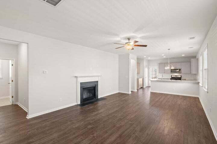 North Charleston, SC 29420,8647 Windsor Hill Blvd