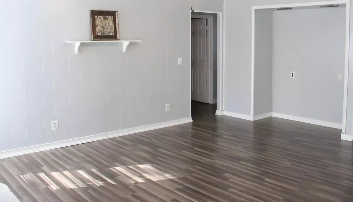 Goose Creek, SC 29445,215 Kennington Dr