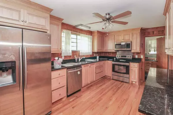 Ladson, SC 29456,3252 Pinewood Dr