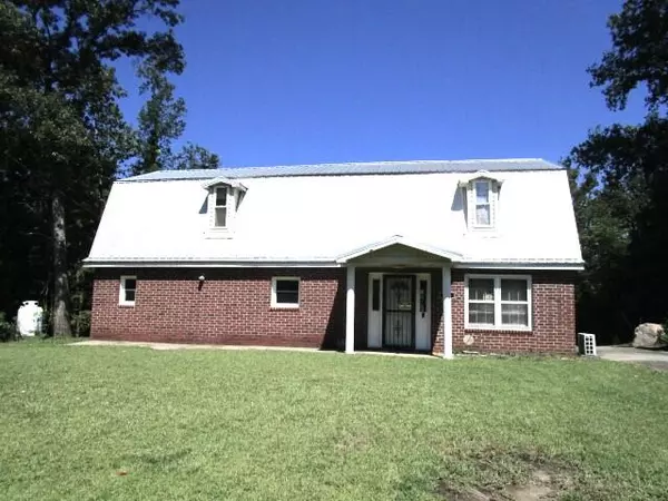 318 Irick St, Eutawville, SC 29048