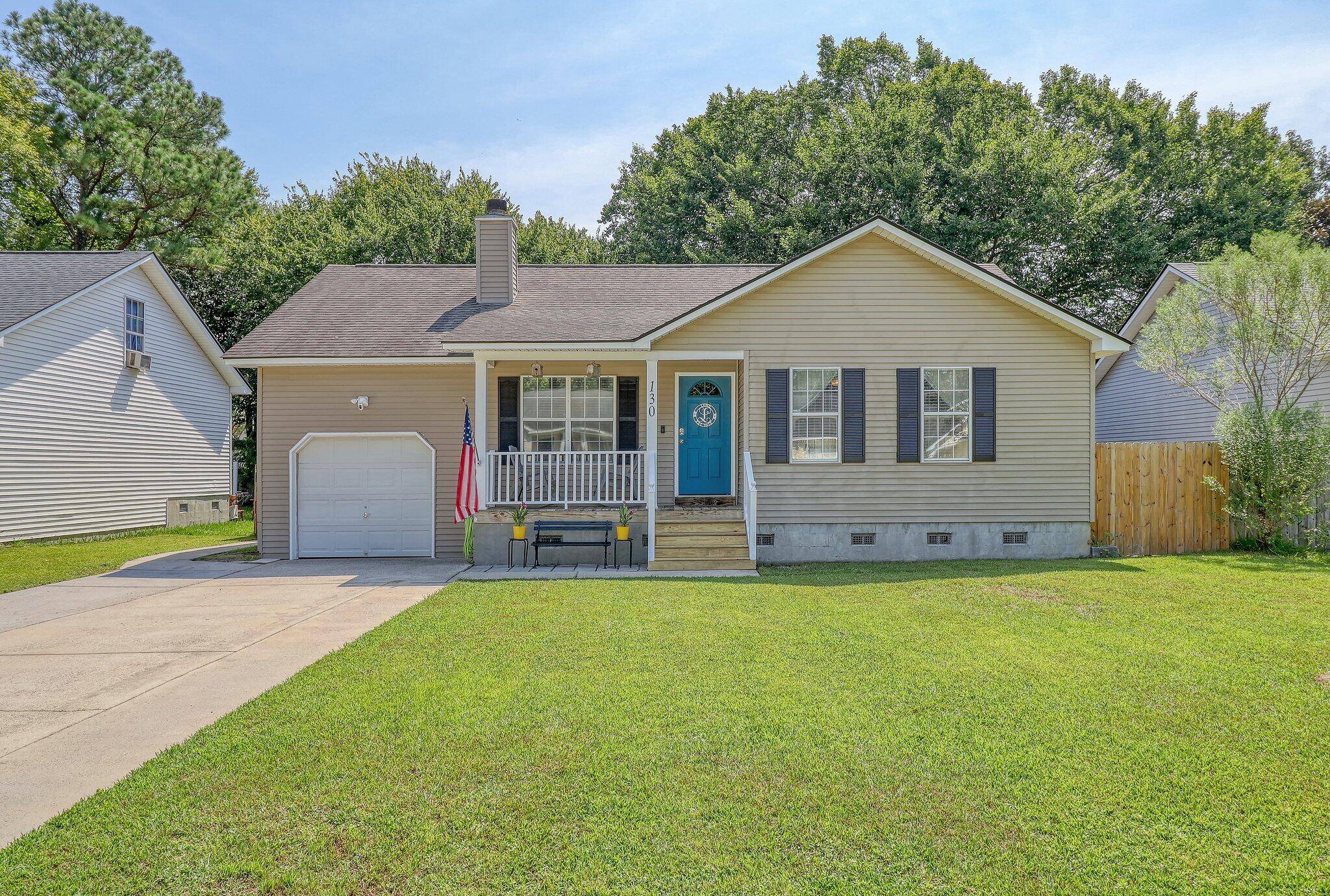 130 Pecan Grove Ave, Goose Creek, SC 29445