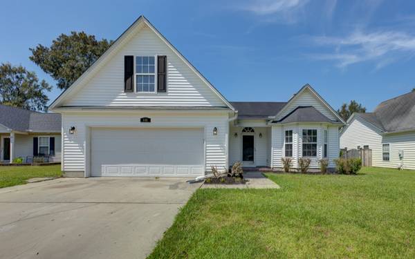 445 Stephanie Dr, Goose Creek, SC 29445