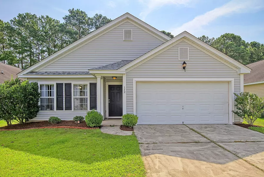 172 Wildberry Ln, Goose Creek, SC 29445