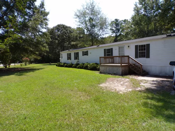 Manning, SC 29102,1655 Beaver Dr