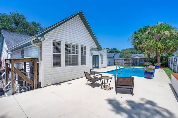 North Charleston, SC 29406,8774 Adaline St