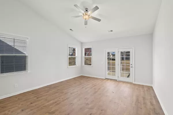 Moncks Corner, SC 29461,434 Eagleview Dr