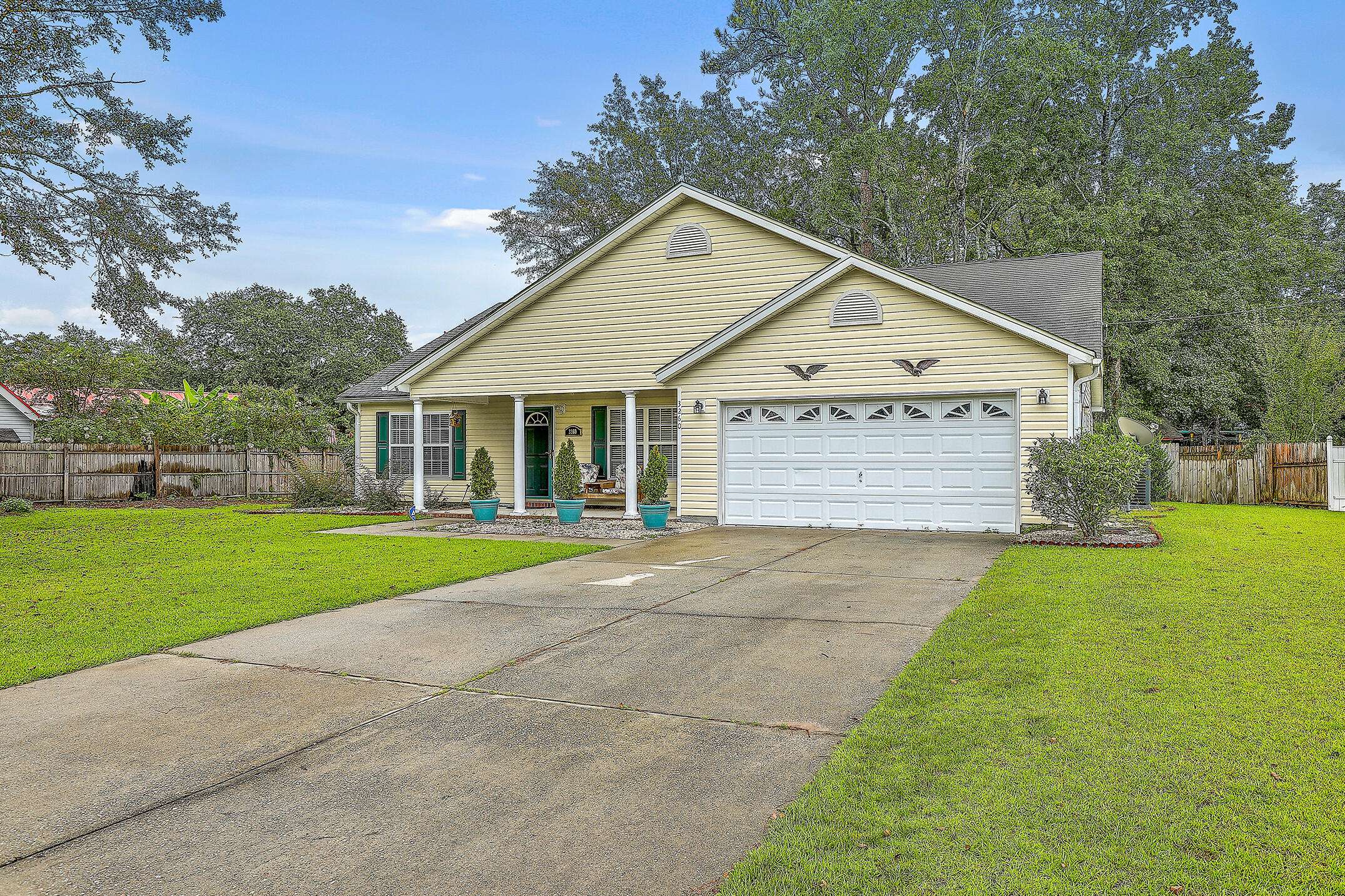 3260 Miller Dr, Ladson, SC 29456