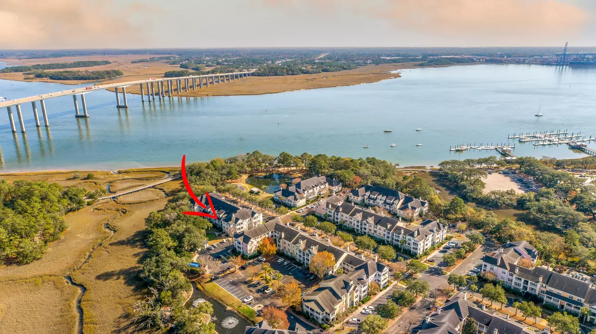 Daniel Island, SC 29492,130 River Landing Dr #6211