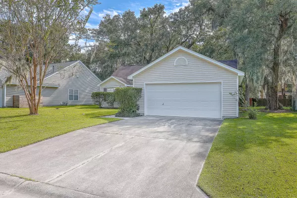 North Charleston, SC 29420,8629 Coppergrove Dr