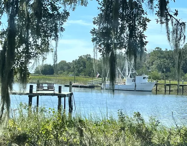 Mcclellanville, SC 29458,710 Pinckney St