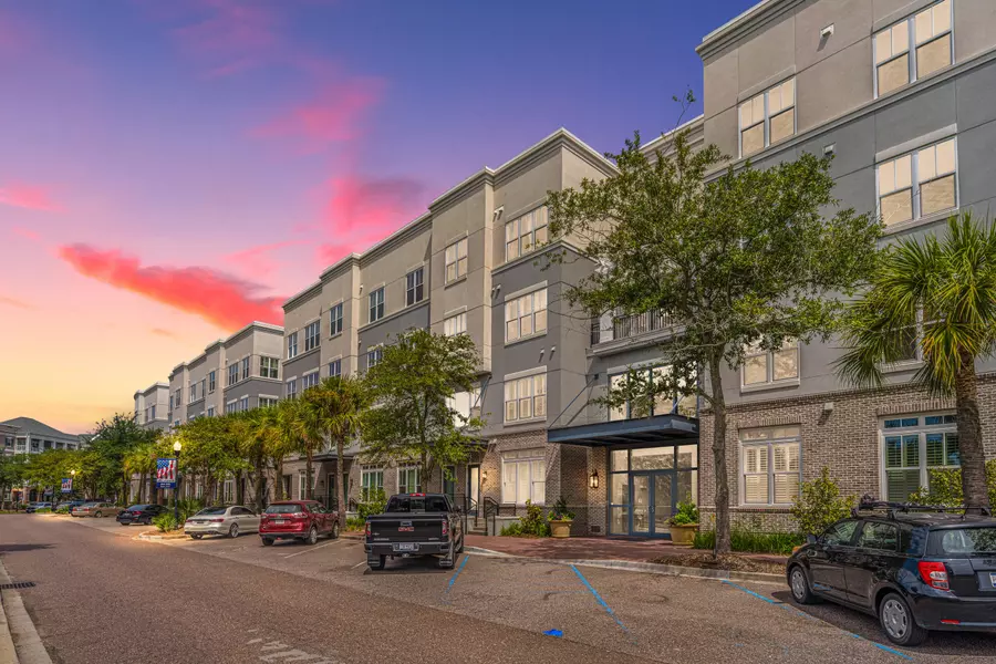 200 River Landing Dr #401 A, Charleston, SC 29492