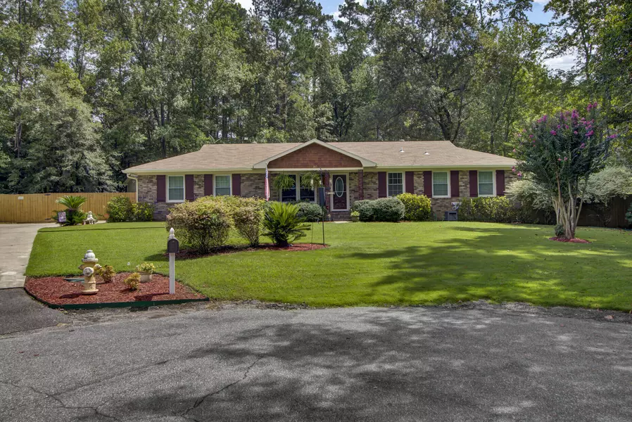 105 Beth Ct, Summerville, SC 29485