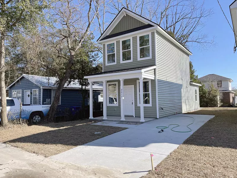 2034 Delaware Ave, North Charleston, SC 29405