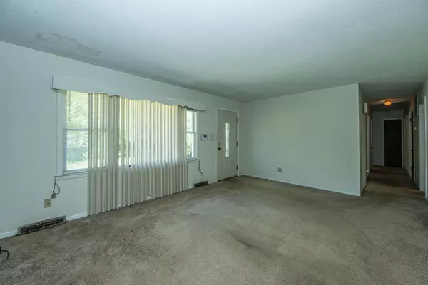 Summerville, SC 29483,405 Cleveland St