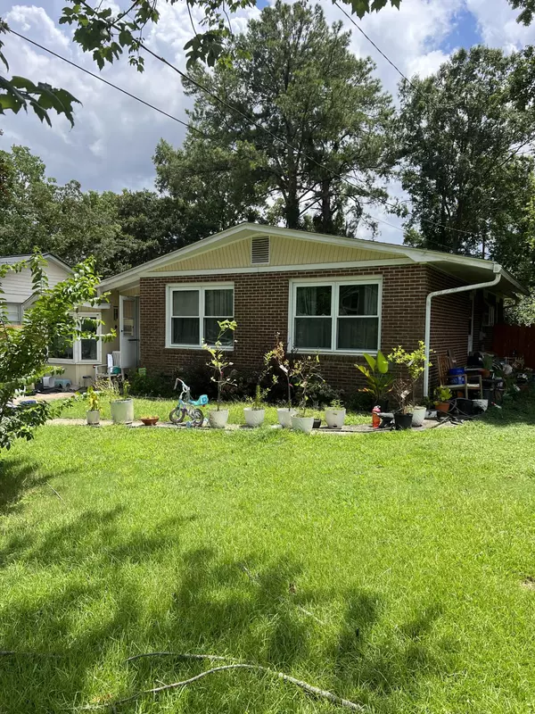 2407 Lantern St, Charleston, SC 29414