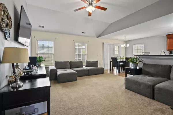 North Charleston, SC 29420,7811 Magellan Dr