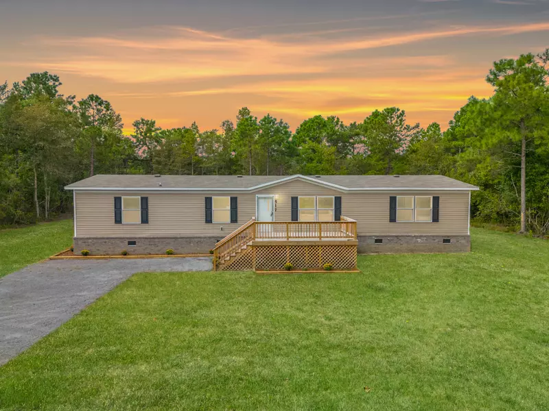 517 Kimrey Ln, Saint Stephen, SC 29479