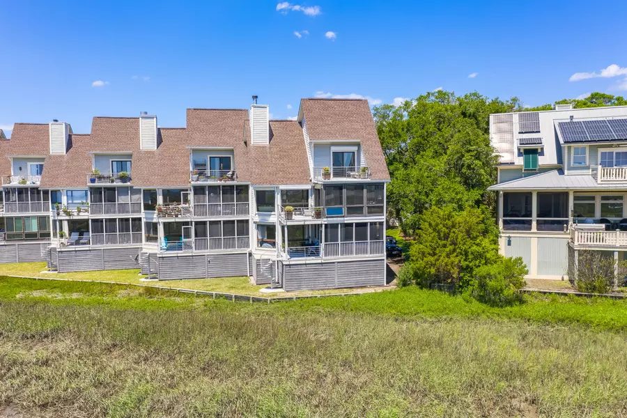 253 Little Oak Island Dr #253, Folly Beach, SC 29439