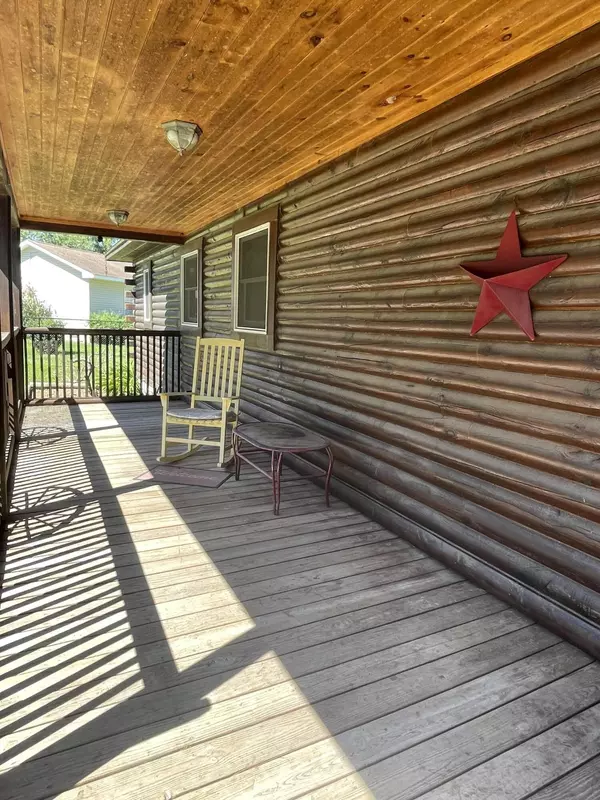 Eutawville, SC 29048,448 Fountain Lake Dr