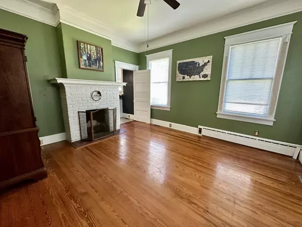 Kingstree, SC 29556,601 Live Oak Ave