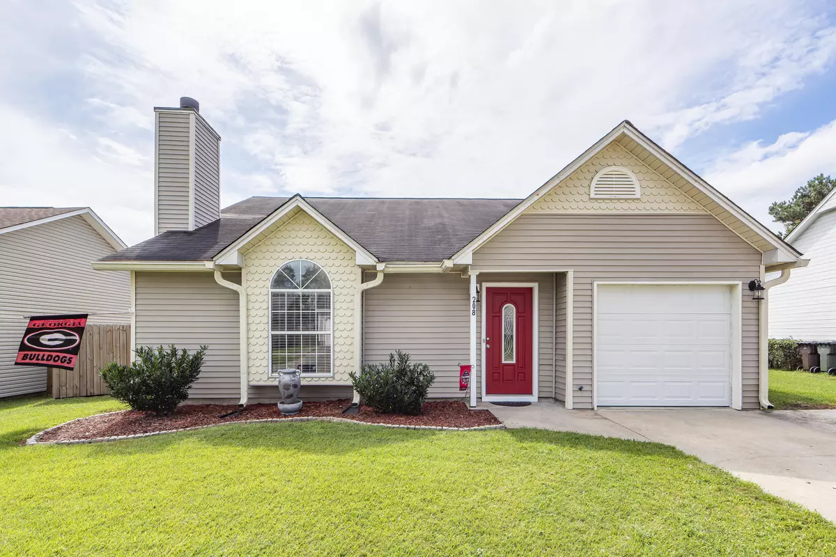 Goose Creek, SC 29445,208 Persimmon Cir