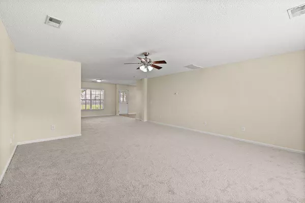 Hanahan, SC 29410,1147 Deerberry Road