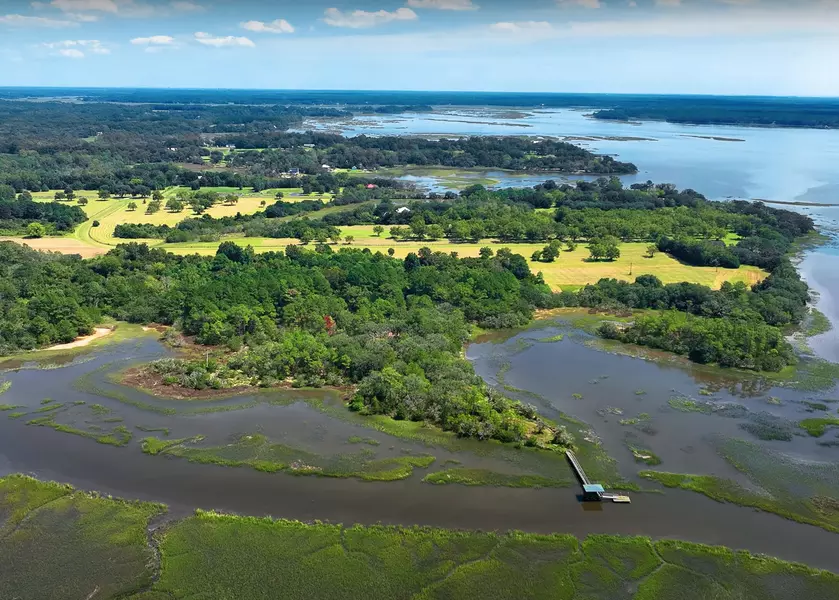 4708 Gibson Rd, Meggett, SC 29449