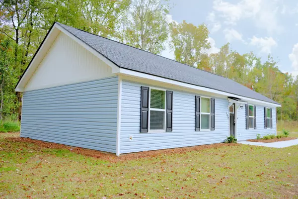 Summerville, SC 29483,142 Weeping Willow Ln Ln