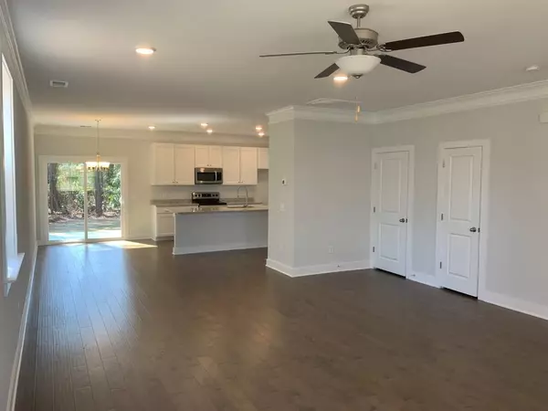 Mcclellanville, SC 29458,10036 Randall Rd