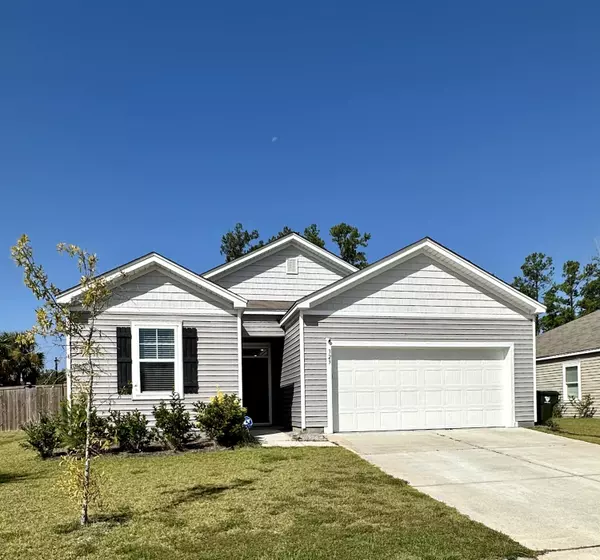 323 Knawl Rd, Moncks Corner, SC 29461