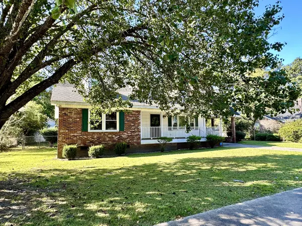 Kingstree, SC 29556,208 Cooper St