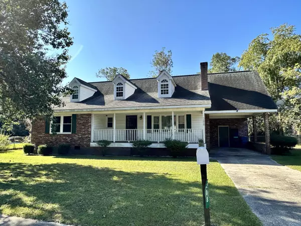 Kingstree, SC 29556,208 Cooper St