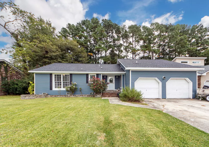 310 White Fox Ln, Goose Creek, SC 29445