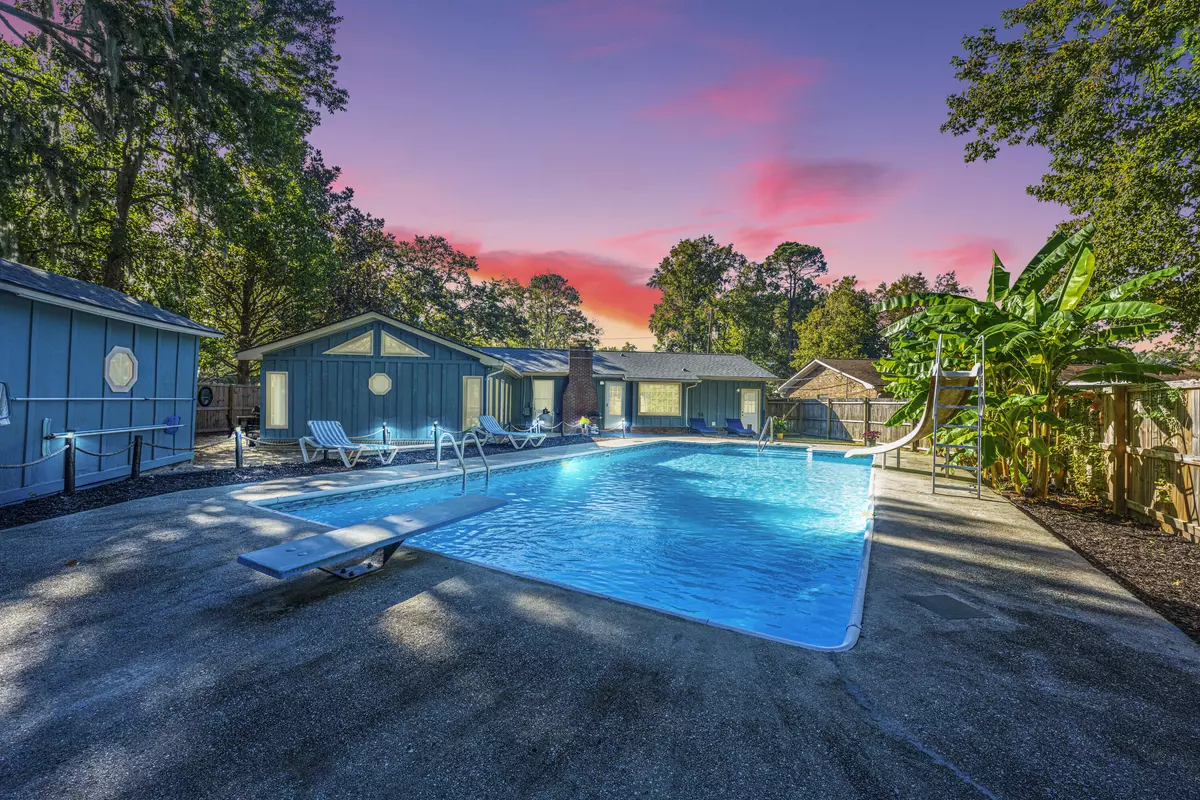 Charleston, SC 29414,1922 Planters Dr